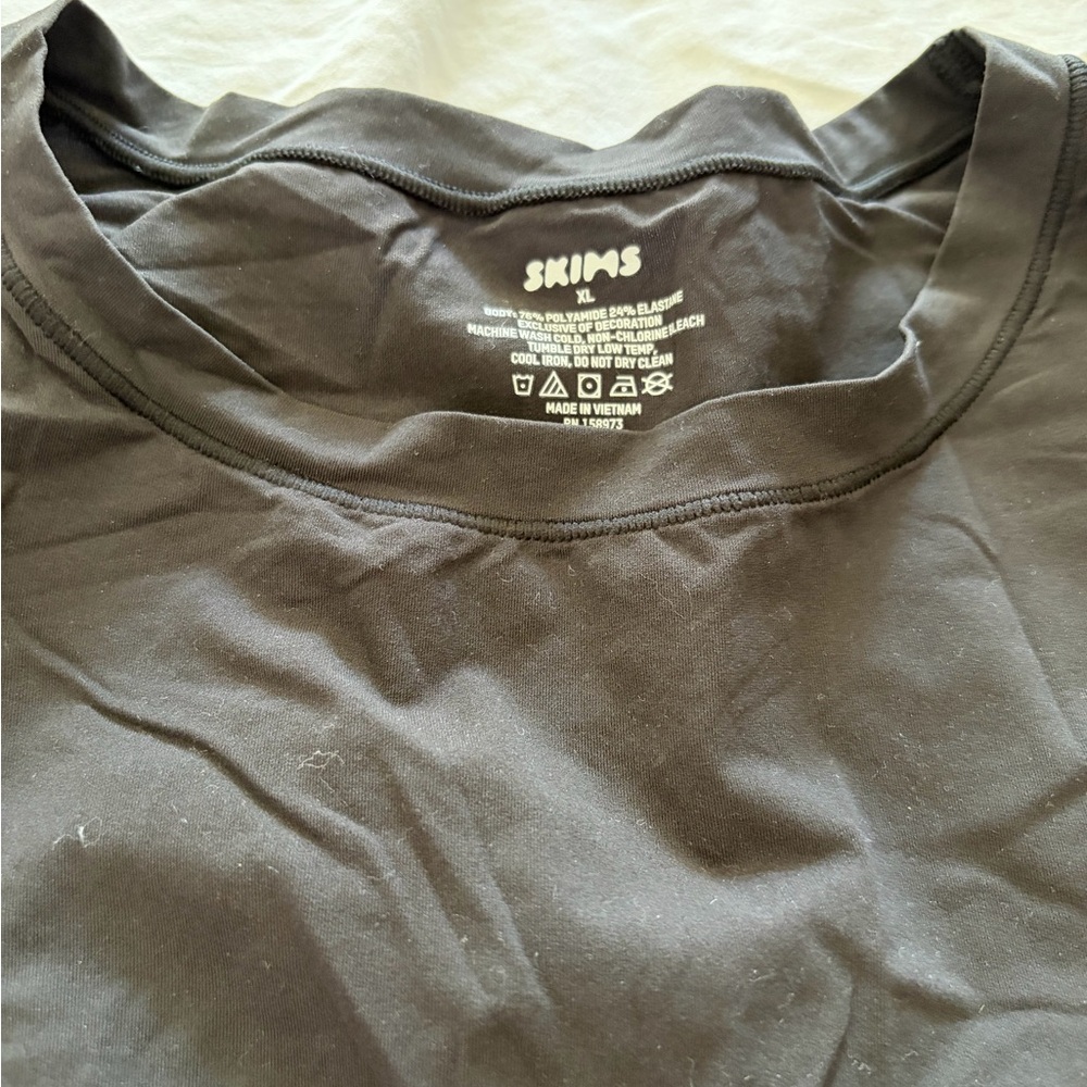 SKIMS Charcoal Crew Neck Tee
